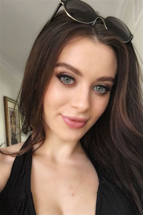 lana rhoadeshub|lanarhoades (@onlylanarhoades) .